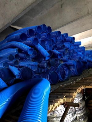 Resistenza alle alte temperature flessibile 20mm 22mm 24mm 25mm 30mm estrussione a vuoto intrecciato rinforzato caldaio tubo di silicone